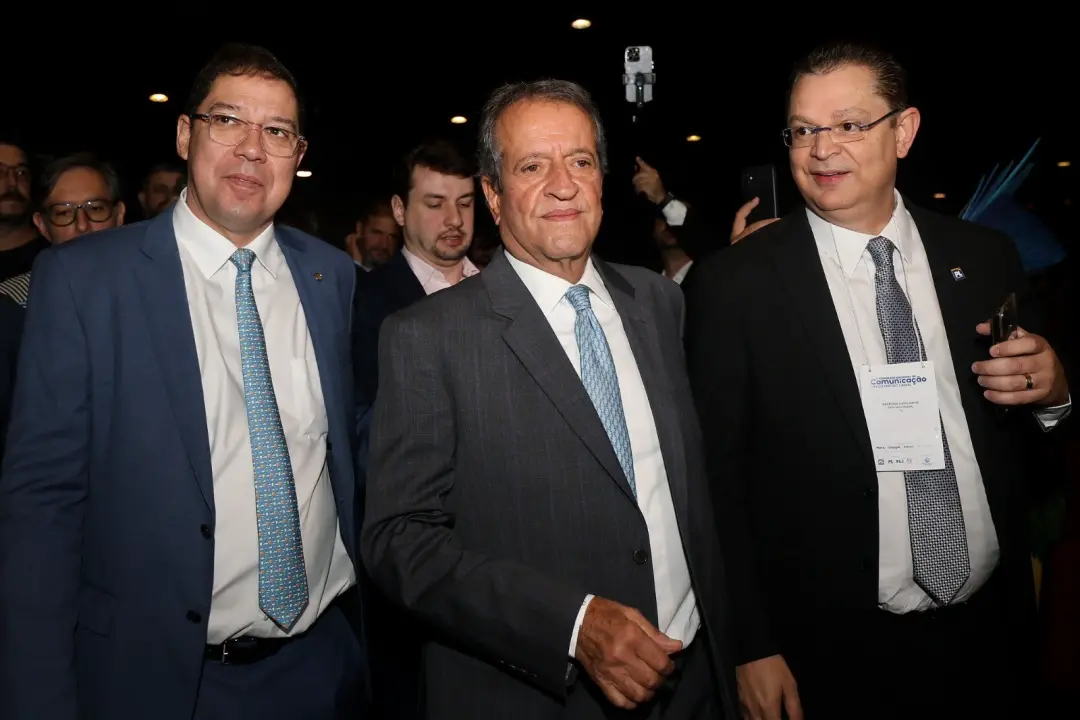 Dois nomes do PL estão disputando o comando da Câmara. A situação exige ponderação, pois ambos os lados têm argumentos …