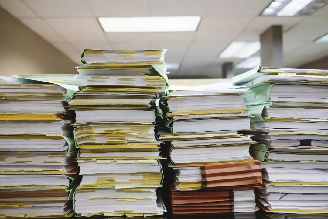 Volume de trabalho aumentando, mas recursos diminuindo é um desafio comum. Envolver a equipe na busca por o que pode se…