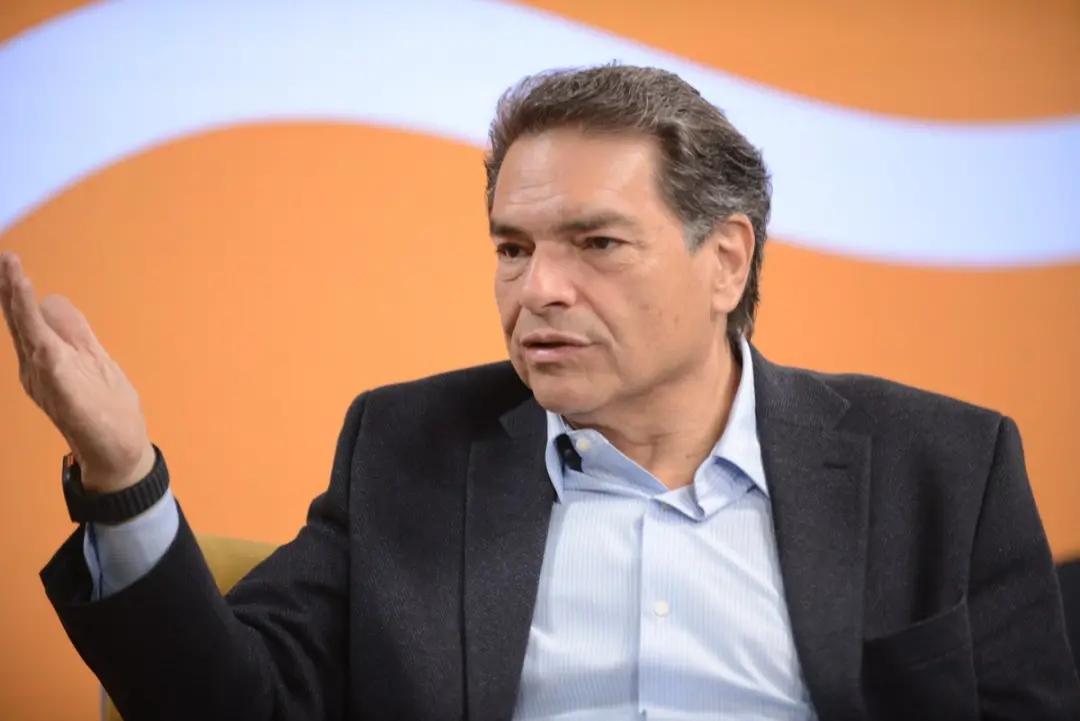 Sidney Angulo, que começou comprando imóveis em São Paulo, enxergou os Fundos Imobiliários como uma forma de ser sócio …