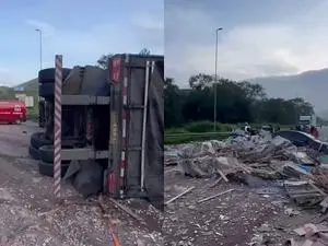 BR-393, em Barra do Piraí, RJ, registrou um acidente com caminhão e carros, deixando pelo menos cinco mortos. É chocant…