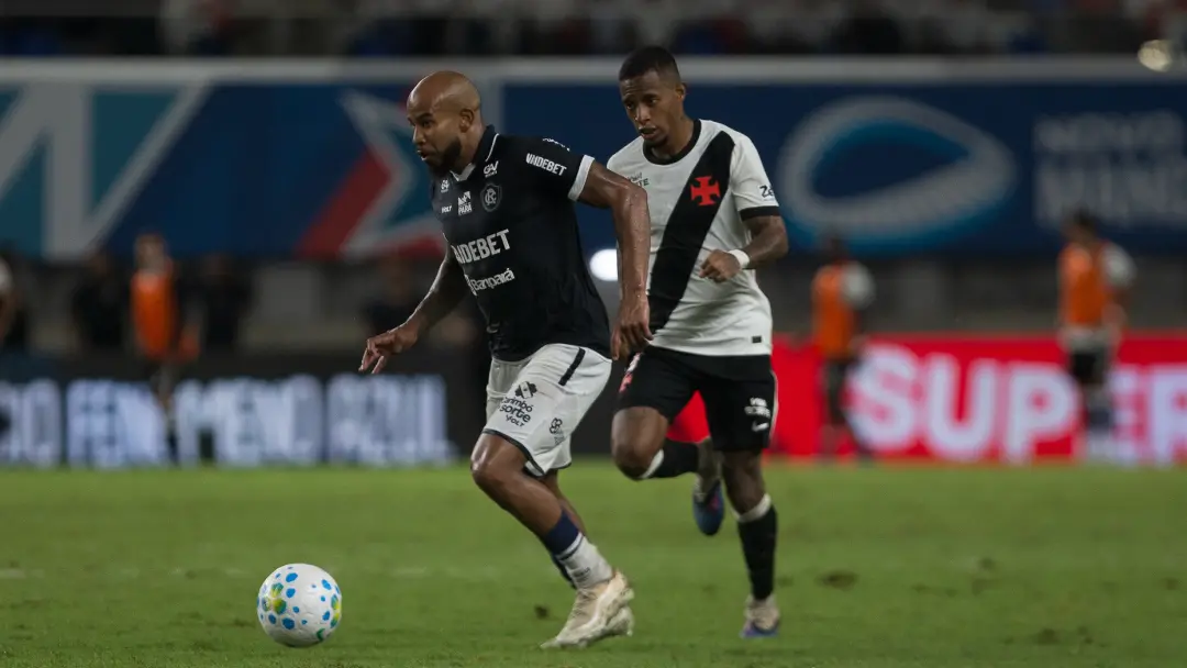 Sábado, dia 10, às 18h, Vasco e Remo se enfrentam em São Januário pela 30ª rodada do Brasileirão 2026. O Vasco chega em…