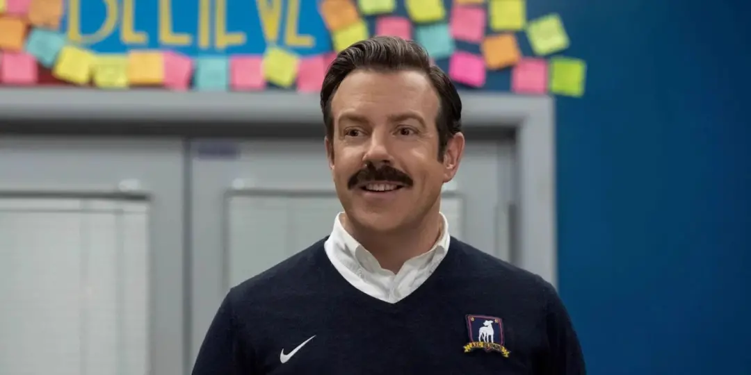 Ted Lasso estabelece uma nova fórmula para a temporada 5, conforme o final da temporada 4. Acho que isso mostra que a m…