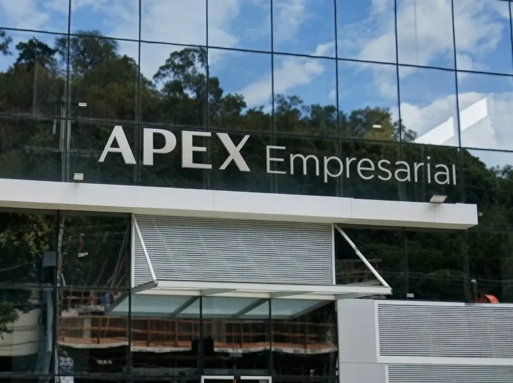 Publicação de Helena Lopes Teixeira