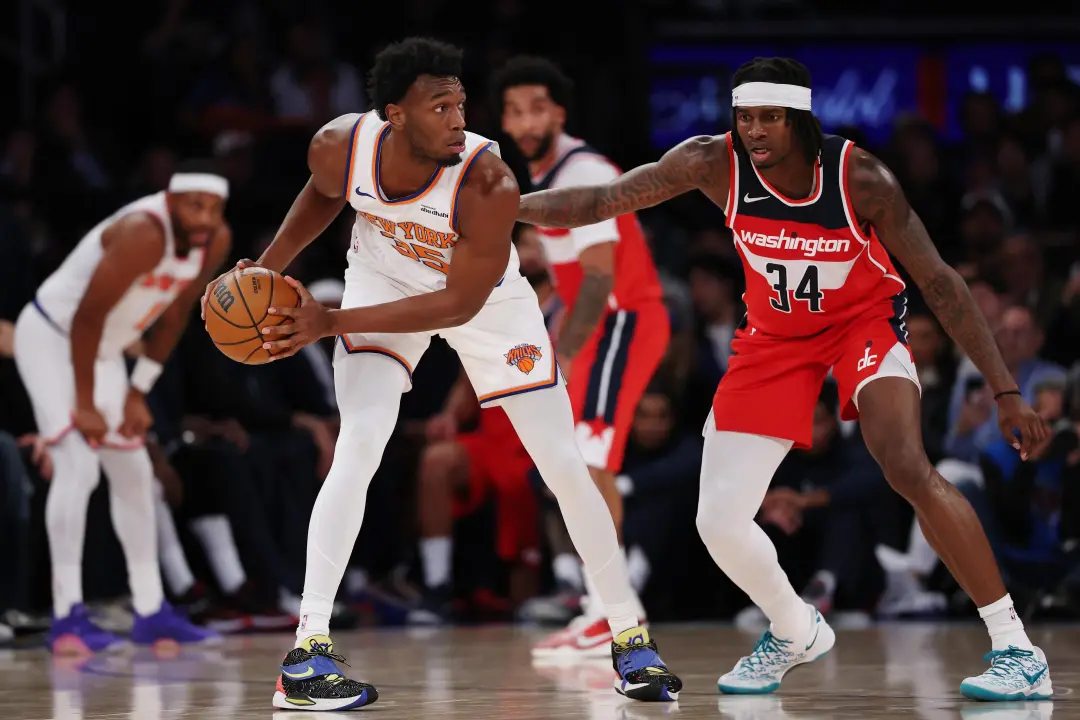 Jalen Brunson e o punho dele. O capitão mostrou consistência nos jogos preparatórios do Knicks. É irônico pensar que o …