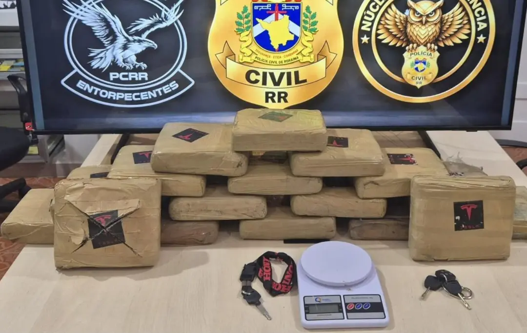 Boa Vista viu dupla presa com 18 quilos de skunk depois de 20 dias de investigação. Muita droga sendo escondida em cômo…