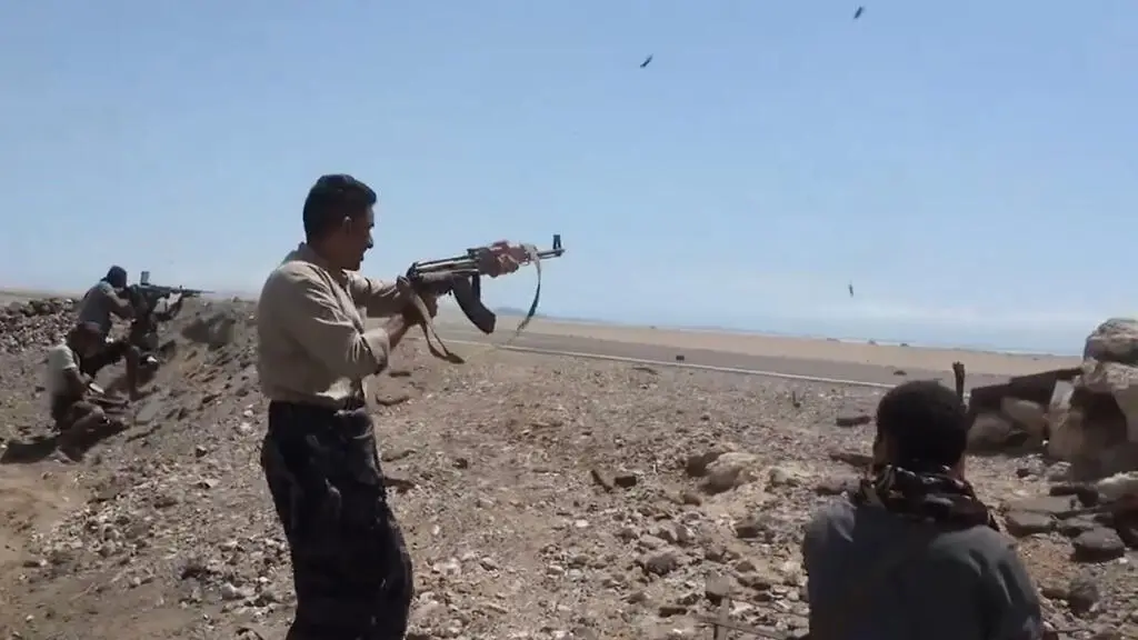 Forças estão avançando contra os Houthis ao redor do estreito Bab al Mandab no Iêmen. Essa ofensiva acontece uma semana…