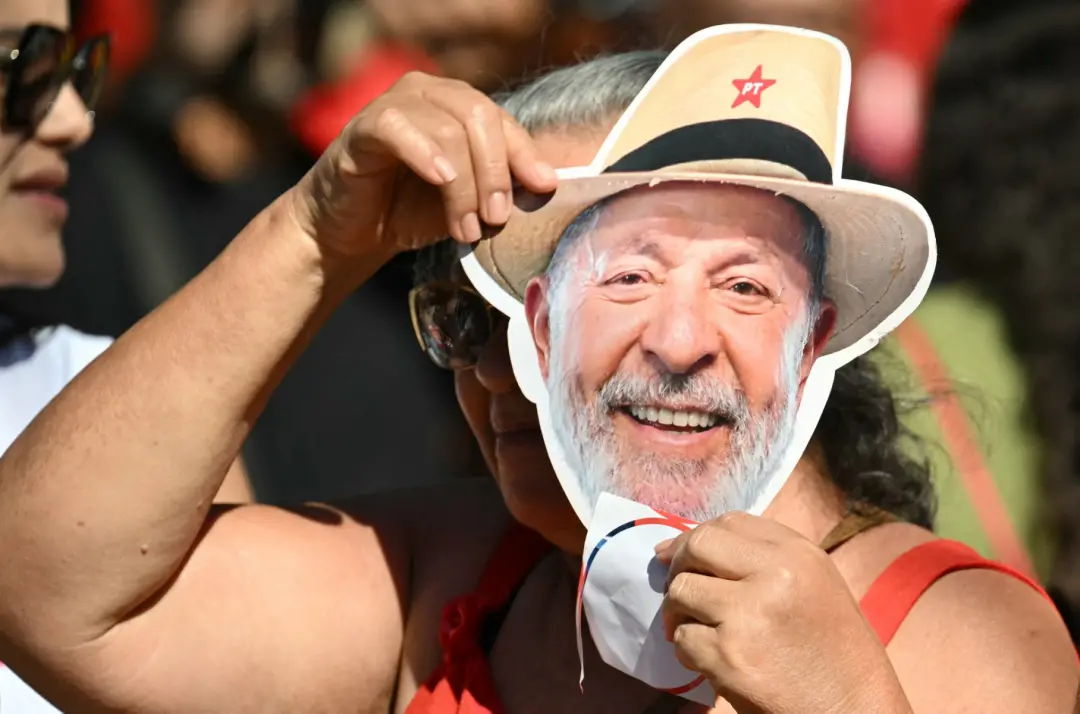 Publicação de Henrique Mendonça Rocha