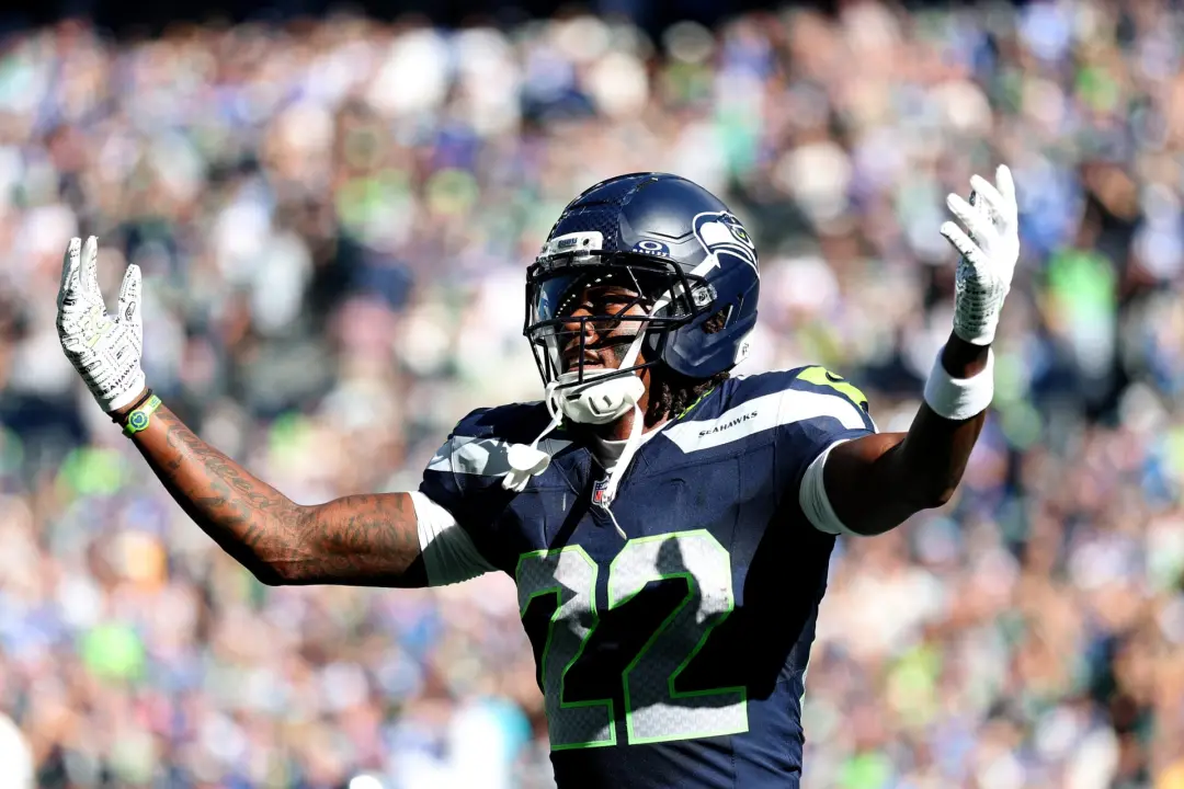 Jahleel Addae fala que os 49ers vencem os Seahawks, avisando sobre os penaltos que o time de Seattle tem dado. O jogado…
