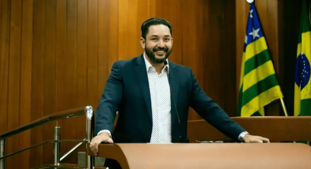 Publicação de Vinícius Almeida Moraes