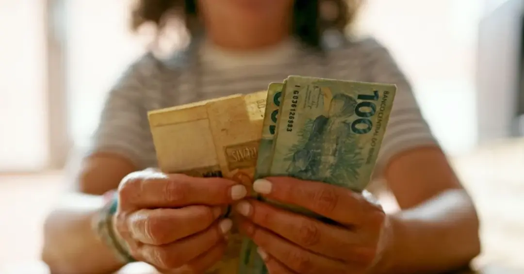 Saagitário, a vontade de sair da rotina bate forte, e vale mudar de cenário num café de outro bairro. Essa urgência de …