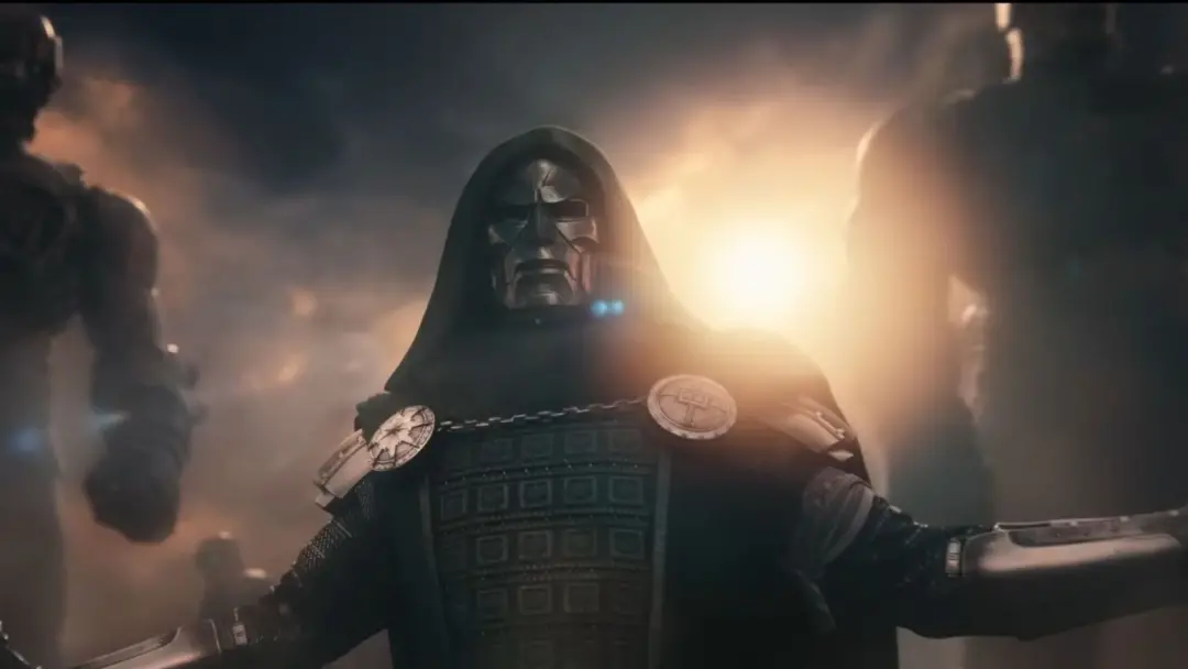 Venom Symbiote, parte da coleção do Doctor Doom, foi revelado. Isso sugere movimentos terríveis do Doom, complicando o …