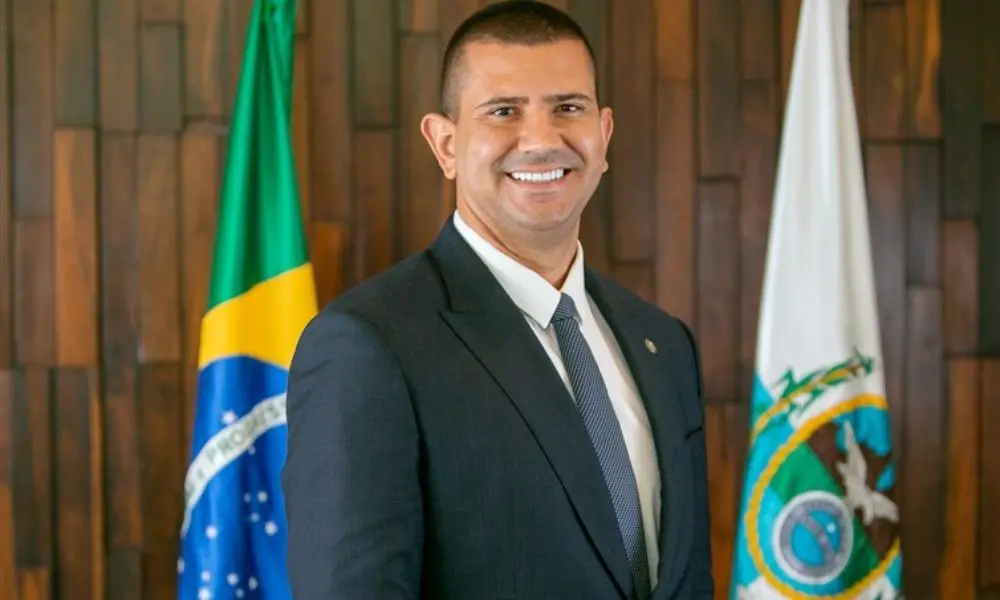 Douglas Ruas foi oficializado como governador eleito do Rio, após anulação de 274 mil votos de Garotinho pelo TRE. A mu…