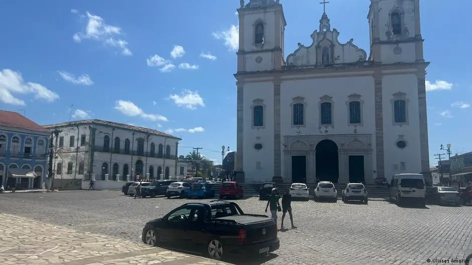 Santo Amaro enfrenta contaminação por chumbo há mais de 60 anos, com moradores e ex-trabalhadores relatando problemas d…