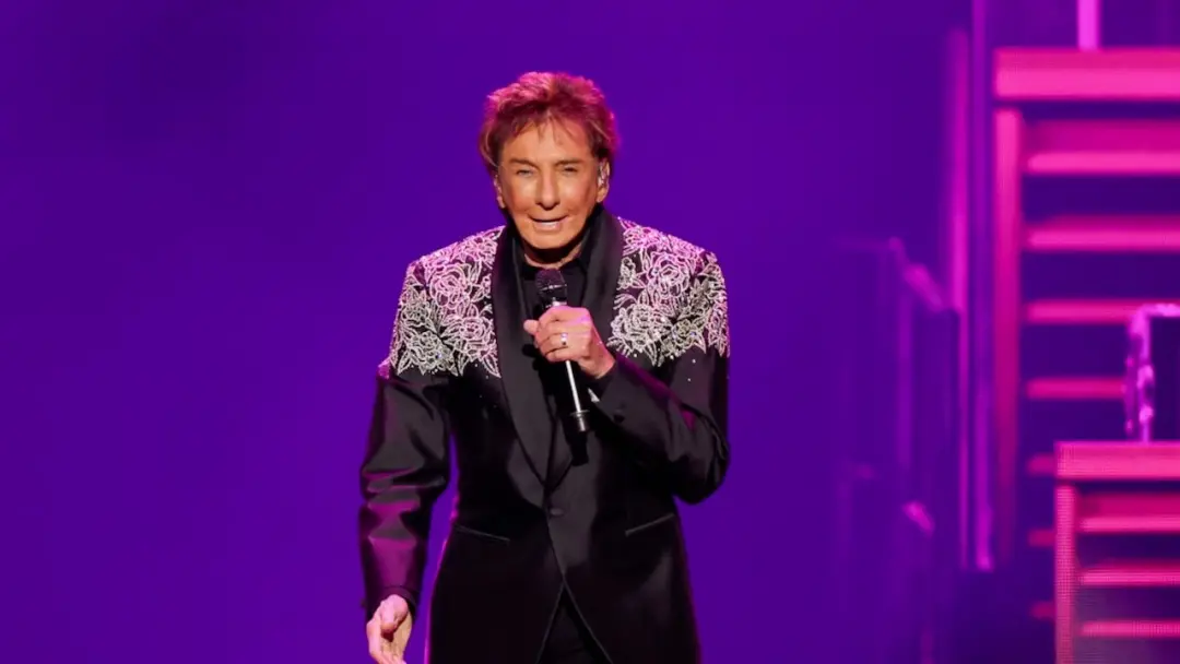Barry Manilow teve que parar o show em Las Vegas após apenas duas músicas. Bronquite forçou o cancelamento do show de s…