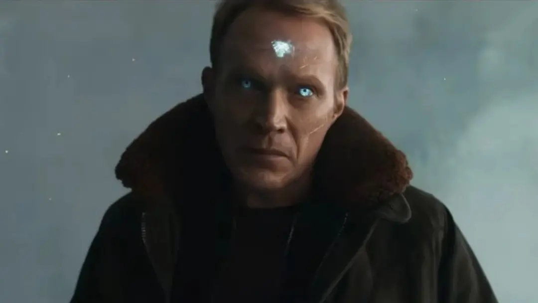 White Vision voltando em VisionQuest, lidando com Ultron e outros IAs. Aquele detalhe do trailer com as duas mãos coloc…