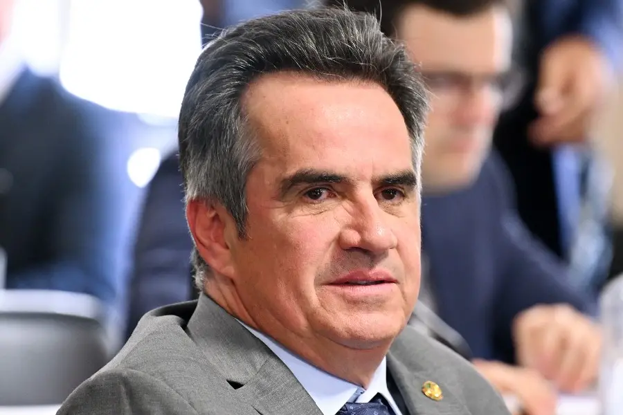 Publicação de Laura Ferreira Ribeiro