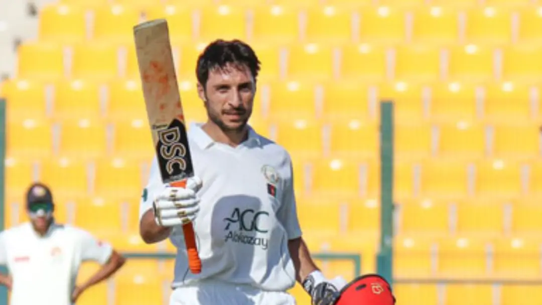 Abu Dhabi viu Rahmat Shah fazer 84 corridas sem ser eliminado, mantendo o Afeganistão na disputa com Bangladesh, apesar…