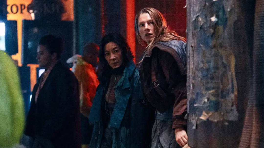 Hunter Schafer e Michelle Yeoh vão procurar uma cura para replicantes na série limitada Blade Runner 2099, anunciada no…