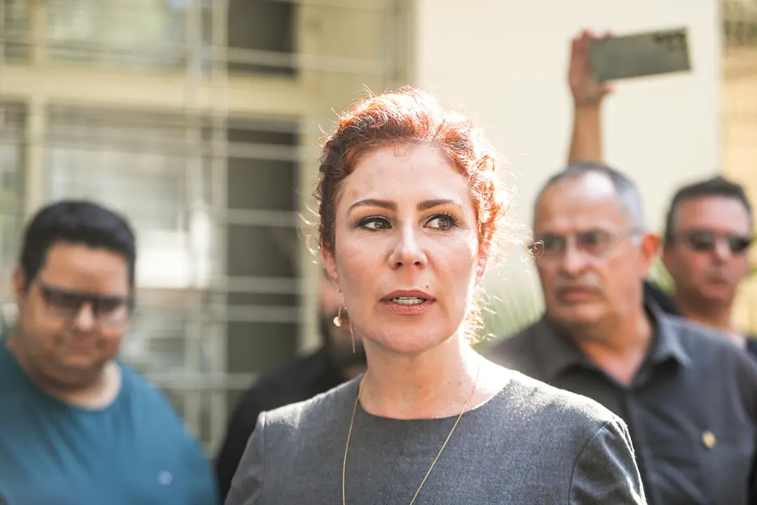 Carla Zambelli tem novo julgamento na Justiça italiana em 29 de outubro. A corte voltou a analisar a extradição, exigin…