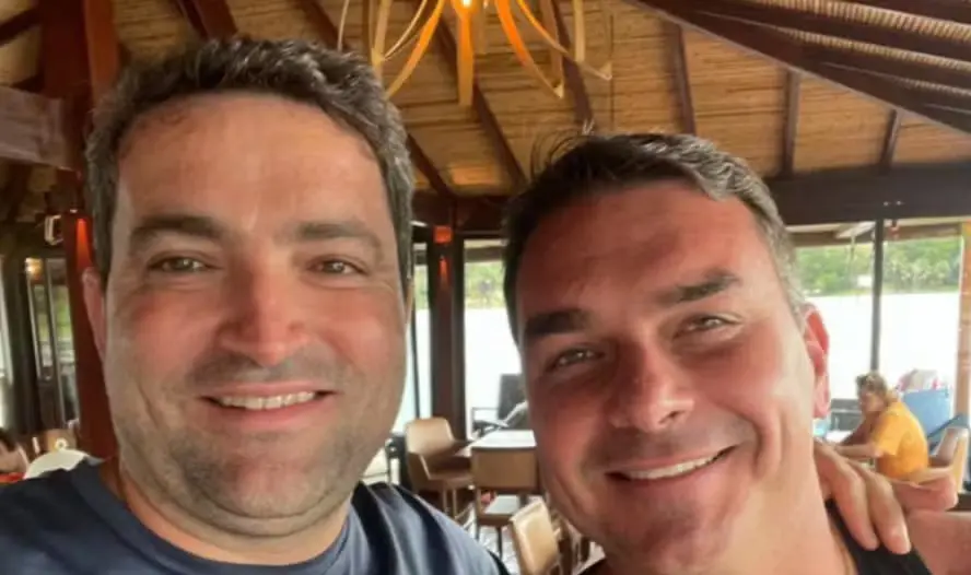 E-mails mostram que Flávio Bolsonaro dividia conta no Santander com Willer Tomaz, suspeito de lavagem de dinheiro do IN…
