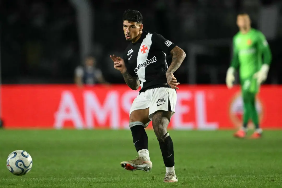 São Januário, Vasco empata 0 a 0 com o Remo, não saindo do Z-4. Essa estagnação mostra como a dificuldade de sair do em…