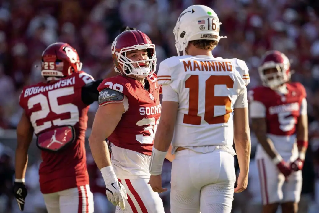 Texas bate Texas, 27 a 24, e o colapso mostrou o que a gente já sabia. O Arch Manning e o técnico Sarkisian falharam em…