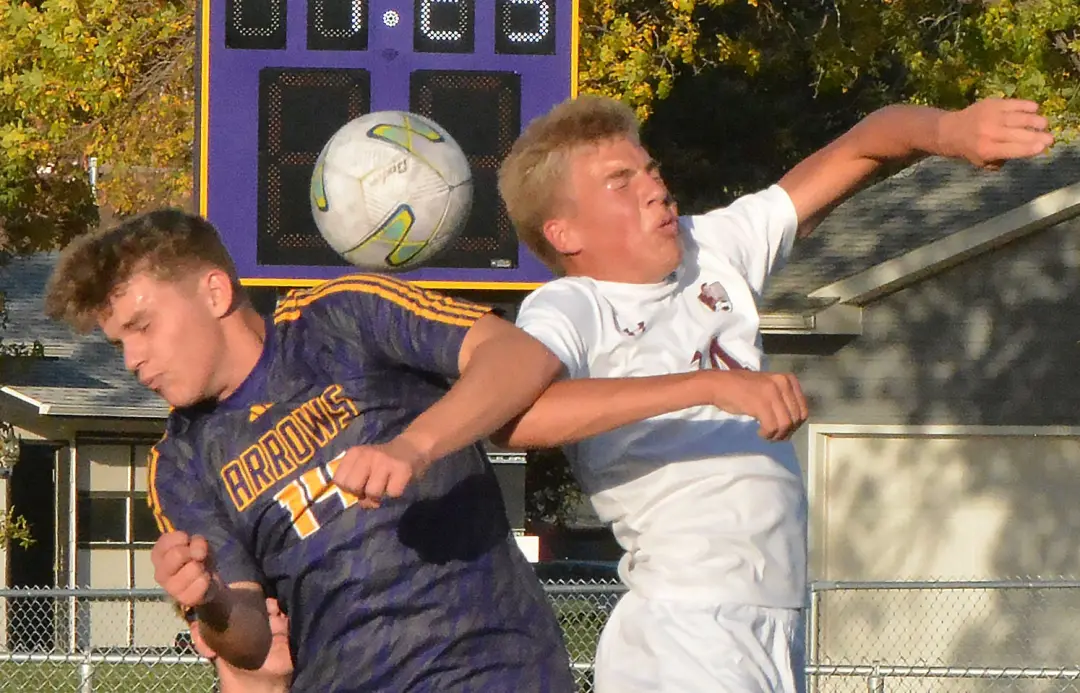 Watertown Boys avançou para as semifinais de futebol americano de Classe AA pelo terceiro tempo, vencendo o Spearfish e…