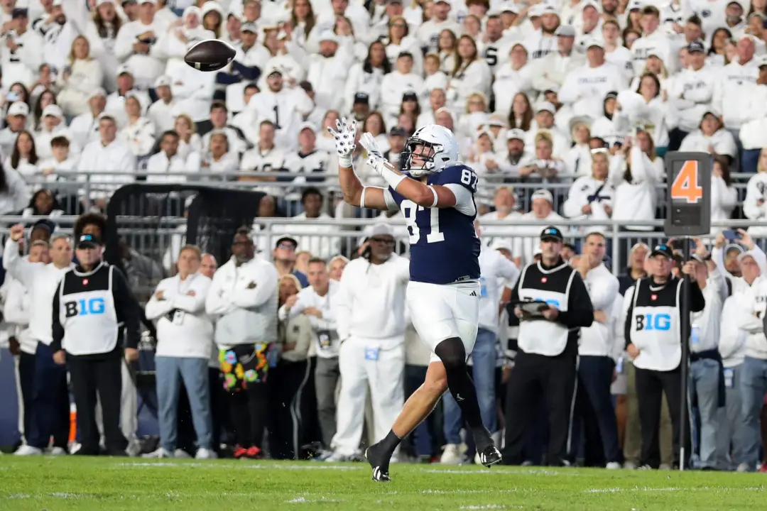 Andrew Rappleyea foi o jogador ofensivo destacado no jogo entre Penn State e USC, mesmo com a derrota por 31 a 23. Ele …