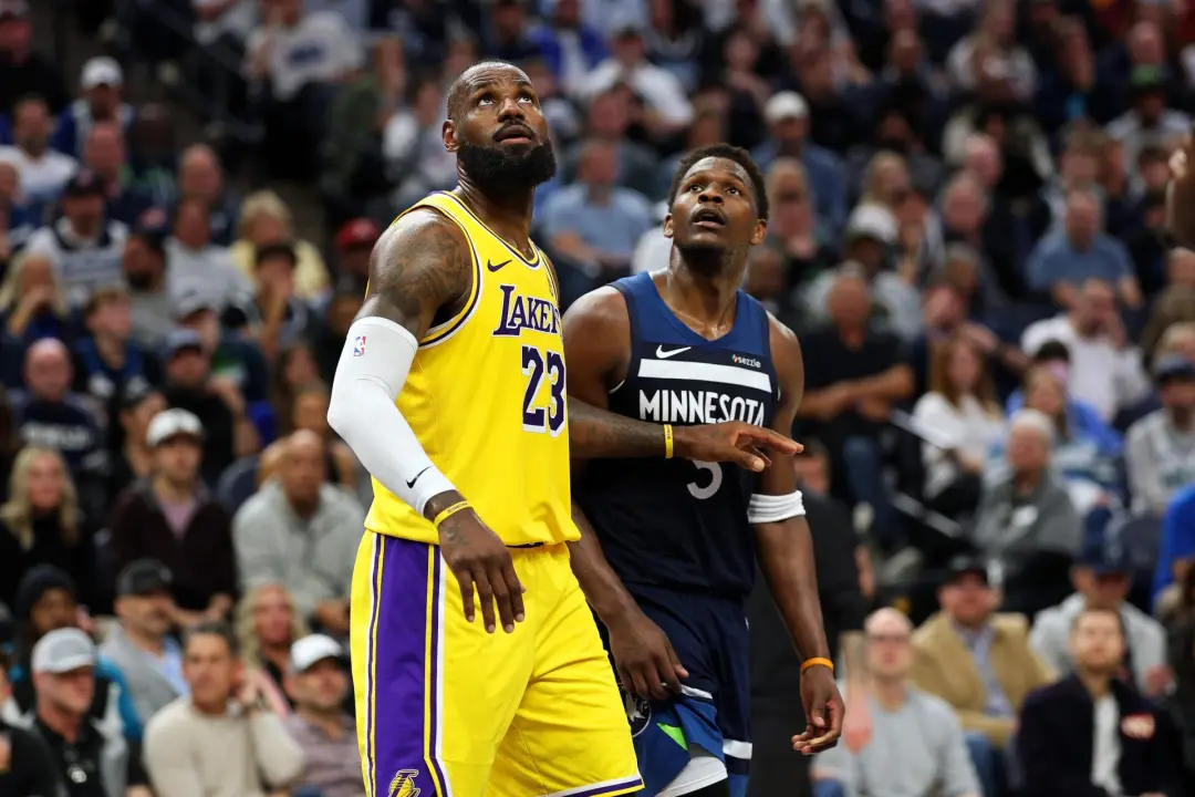 Jaylen Brown reagiu aos comentários de Anthony Edwards em comercial da Adidas, questionando se a marca escreveu as fala…