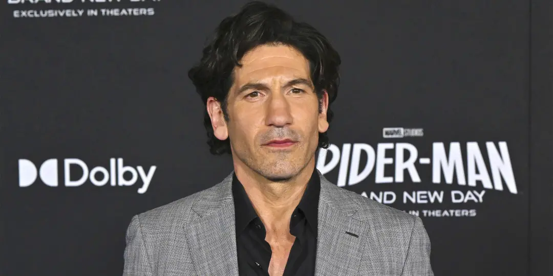 Jon Bernthal em 2026 teve dois filmes de grande público, um com Christopher Nolan e outro com Tom Holland. O sucesso de…