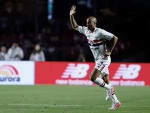 Lucas deu o primeiro passo para a renovação no São Paulo, mesmo com o risco de ficar sem contrato. A continuidade de um…