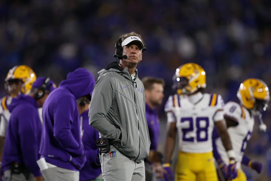 LSU perdeu para Kentucky por 35 a 34 em prorrogação, depois de um desempenho inicial forte. A rápida queda de patamar m…