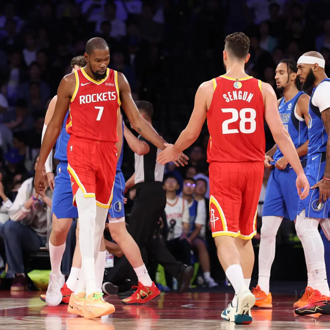 Rockets contra Mavs no The Venetian Arena Macao, China, em 11 de Outubro de 2026. O Rockets mostrou um bom desempenho n…