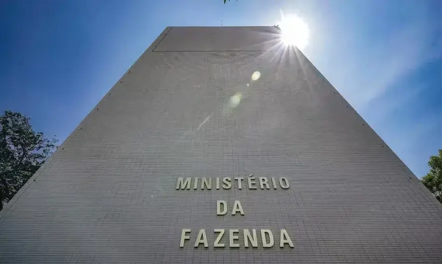 Campos Neto, Daniella Marques, Sachsida e Kayath são nomes cotados para a economia no futuro governo Flávio Bolsonaro. …