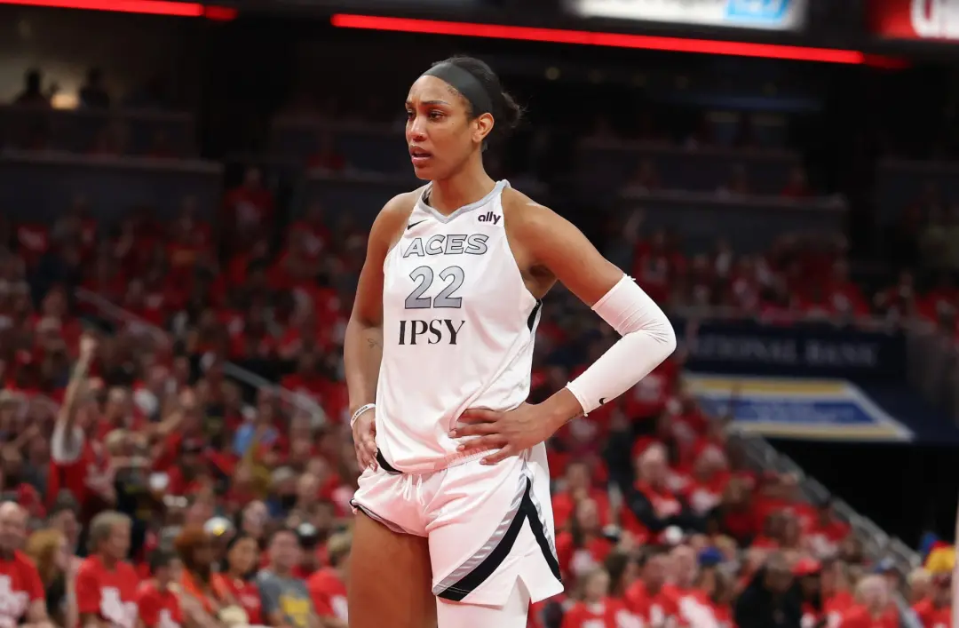 Aja Wilson, após ganhar o quinto MVP da WNBA, teve seu relato sobre a infância sendo questionado por Craig Carton. Ele …